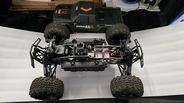 HPI 1/8 SAVAGE XL FLUX 60mph 6S Electric Brushless Monster Truck
