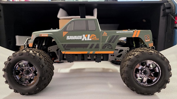 HPI 1/8 SAVAGE XL FLUX 60mph 6S Electric Brushless Monster Truck