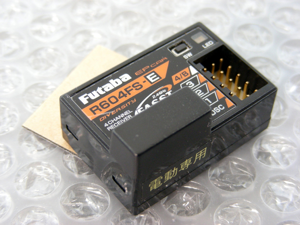 5uR604FSE1.jpg