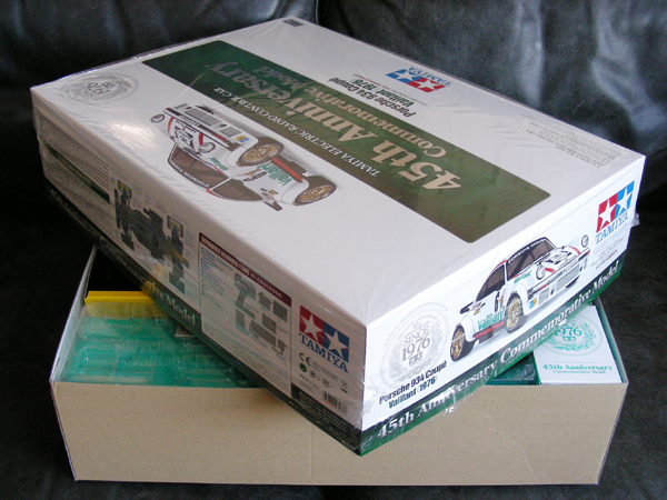 47477 Tamiya TA02SW 45th Anniversary Porsche 934 Coupe Vaillant