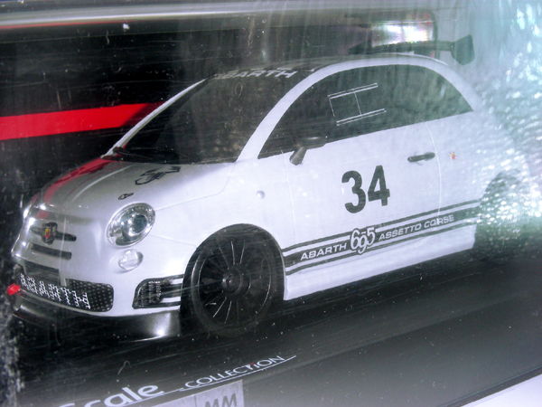 Vintage 2011 Kyosho MINI-Z MR03 Racer 1/27 Body Fiat ABARTH 695